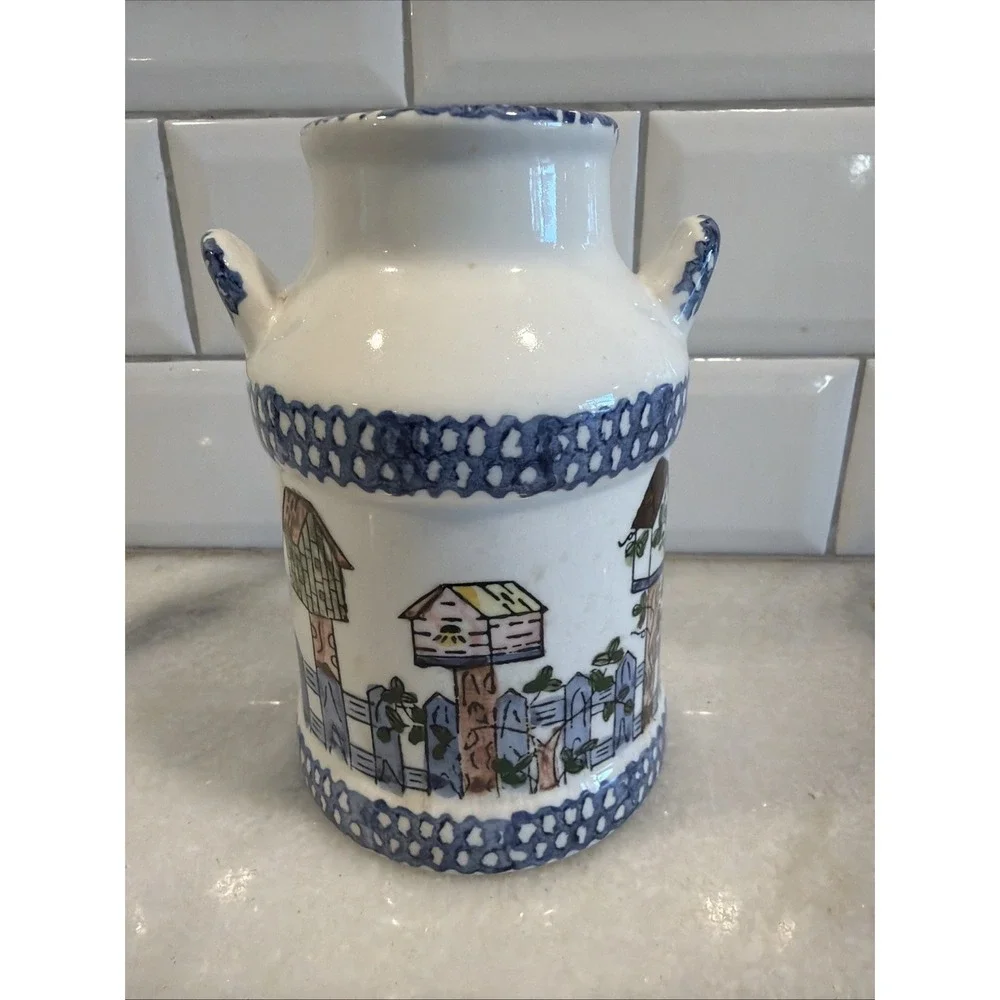 Vintage Painted ceramic Milk Can With Bird HousDecorative Kitchen Utensil Holder